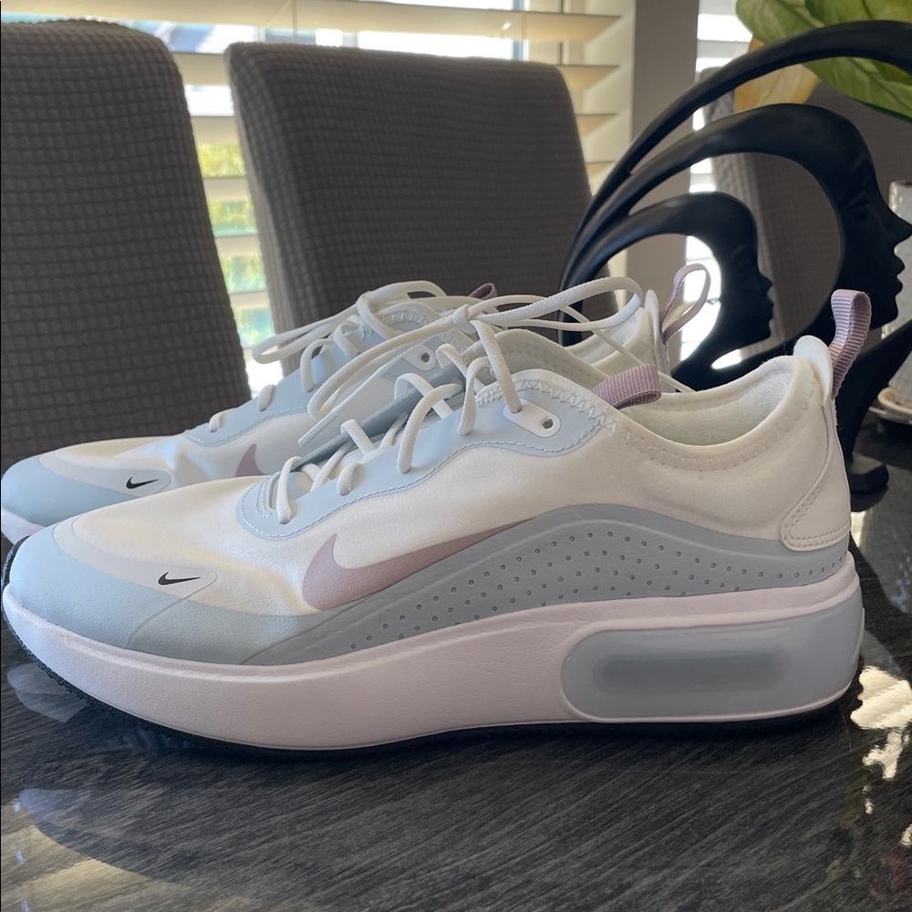 Nike Wmns Air Max Dia 'Summit White Aura
